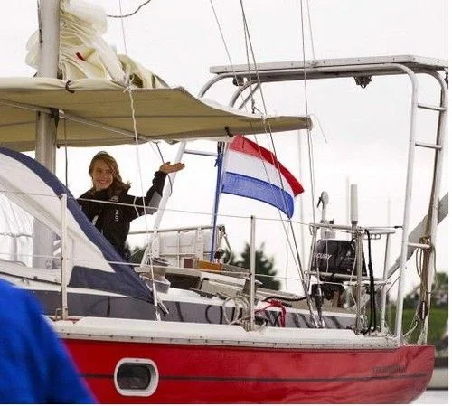 Végre(?) nekiindult Laura Dekker - Vitorlás tudattágítás