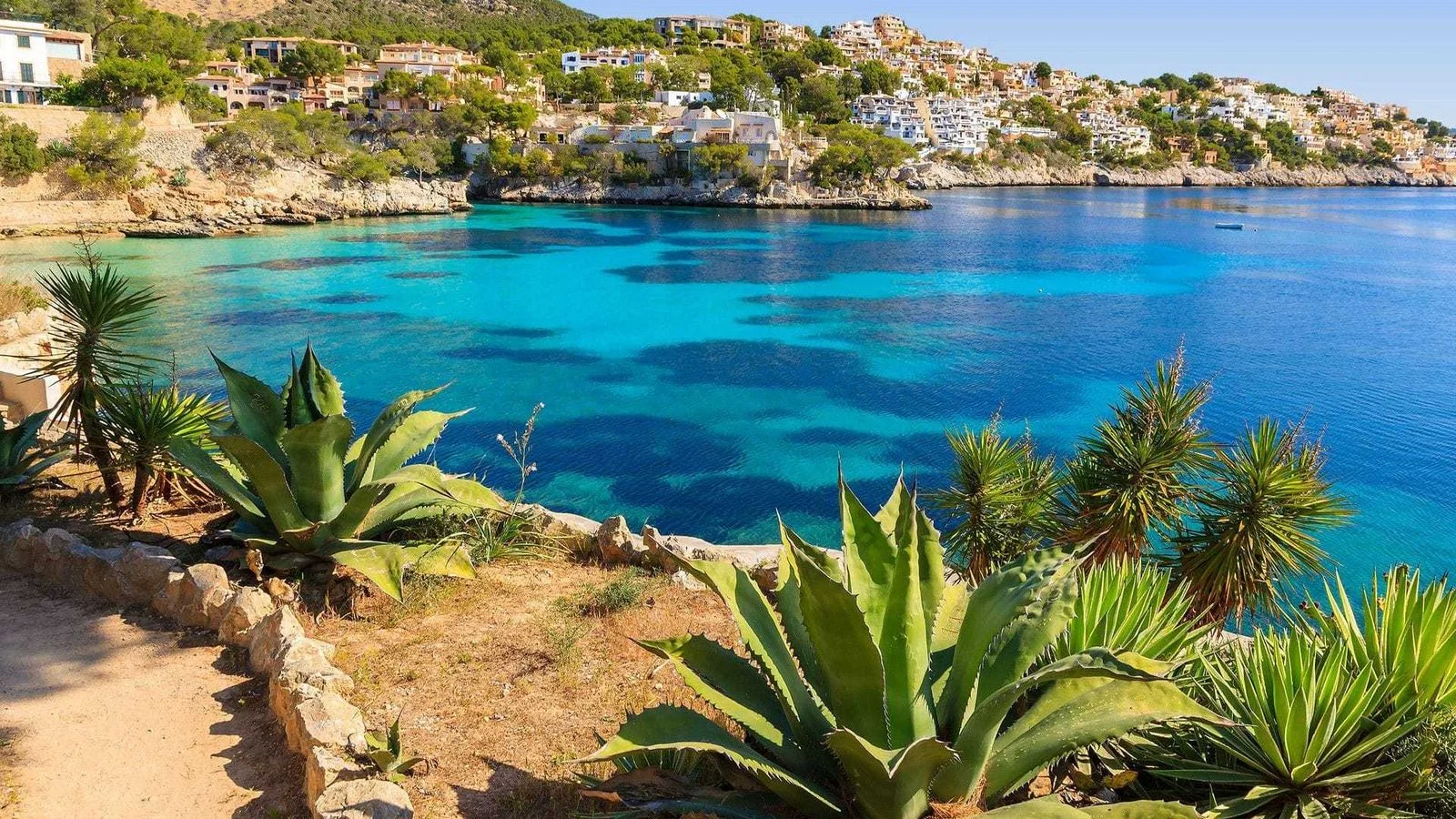Mallorca érdekes megoldása a túlturizmus ellen